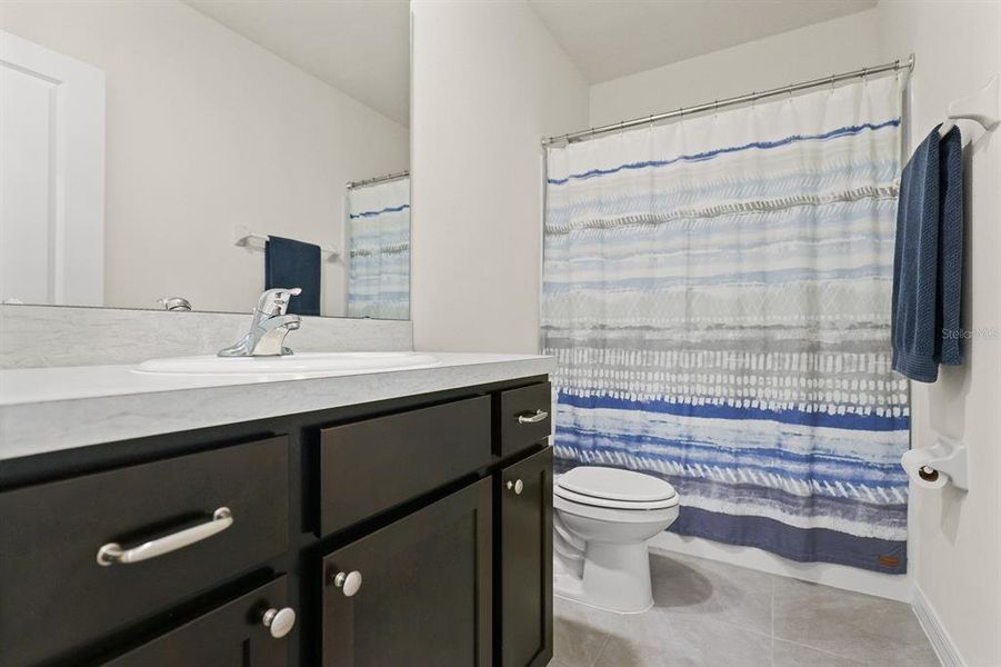 Furnished interior view inside a new home in , Apollo Beach (Image 3).