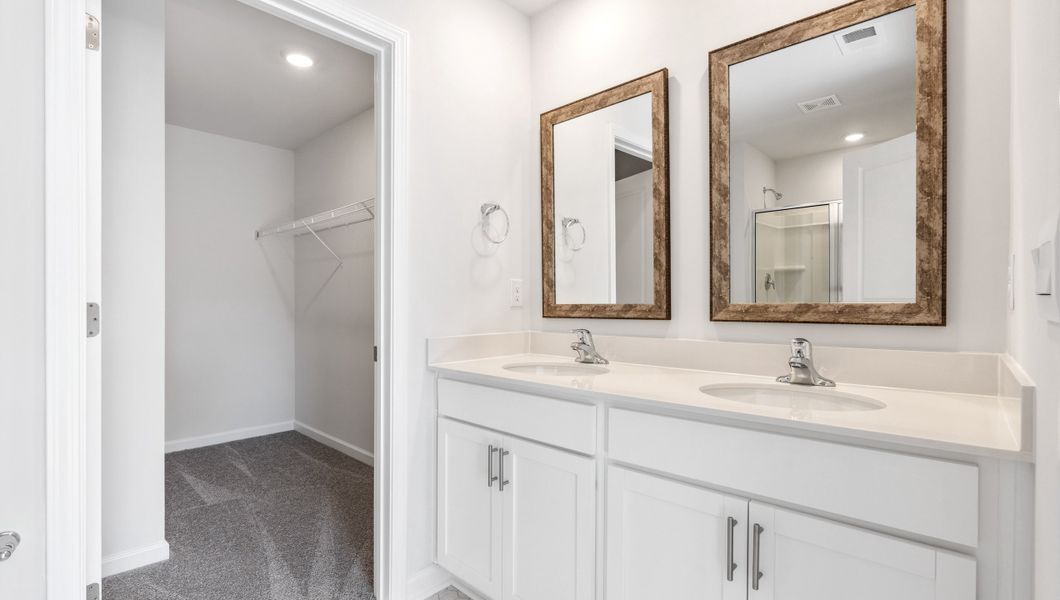 Furnished interior view inside a new home in Treemont Commons, Wellford (Image 8).