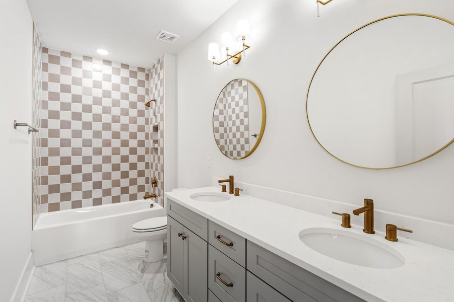 4,014sf New Home in Thompson's Station, TN.  - Slide 34