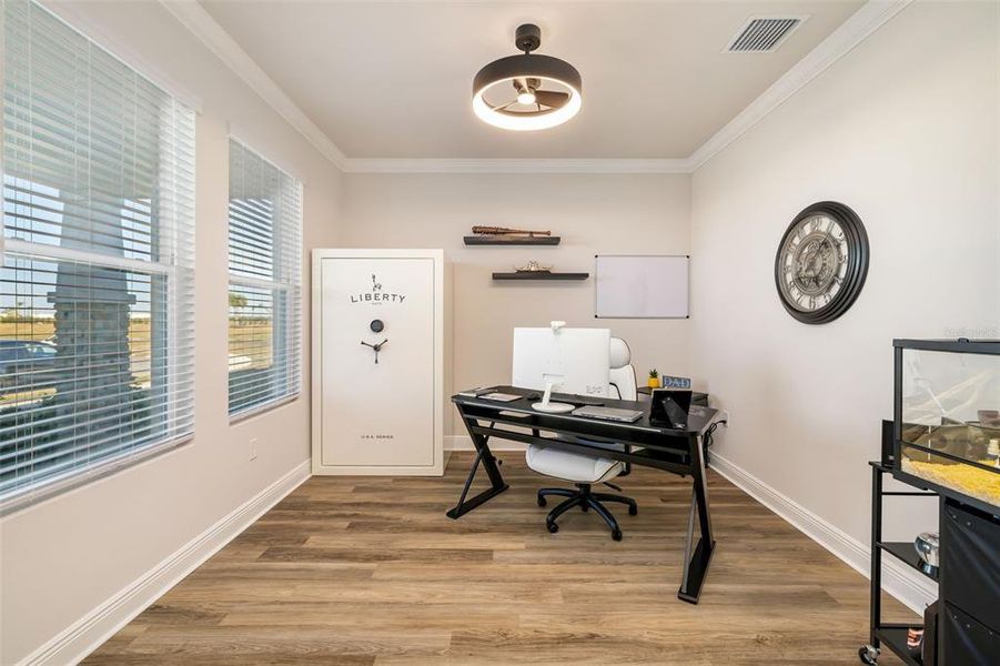 Furnished interior view inside a new home in Star Farms at Lakewood Ranch, Lakewood Ranch (Image 12).