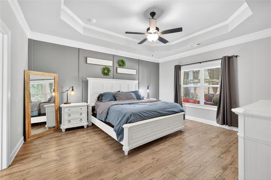 Furnished interior view inside a new home in Calgary Downs, Winder (Image 34). Furnished interior view inside a new home in Calgary Downs, Winder (Image 34).