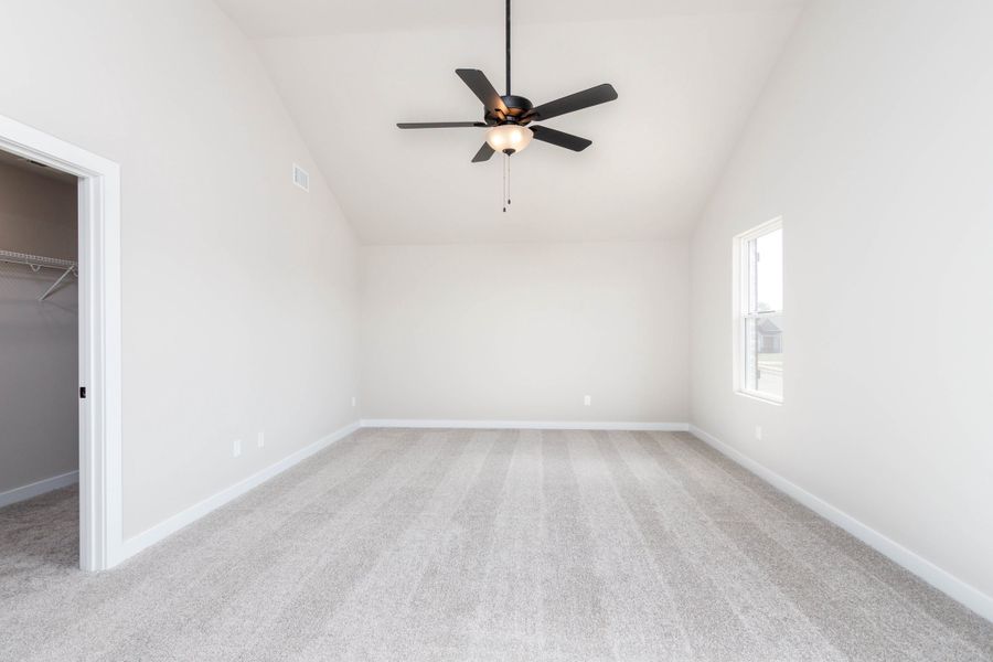 Representative unfurnished interior of a home built from the Cypress by Nason Homes in Brady Estates, Murfreesboro (Image 19).