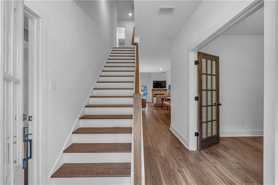 Spacious, unfurnished interior of a new home in , Emerson (Image 20).