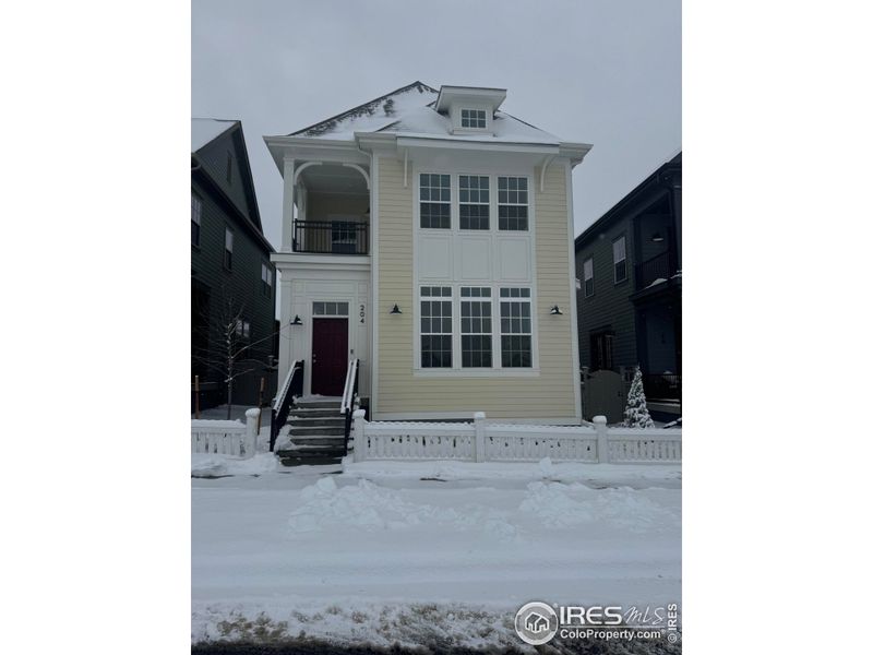 Image 35 of a home in Westerly.