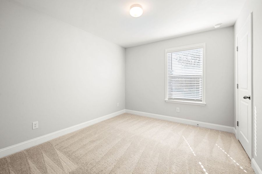 Spacious, unfurnished interior of a new home in Salem Bay, Beaufort (Image 20).