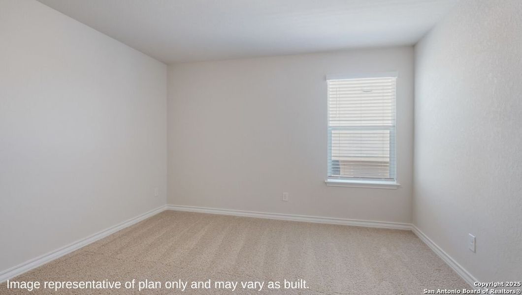 Spacious, unfurnished interior of a new home in Brookstone Creek, San Antonio (Image 14).