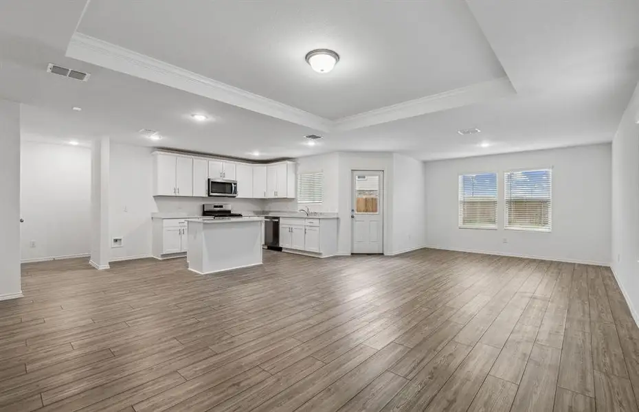 *Model representation. Some features and options may differ - Open concept throughout main living areas *Model representation. Some features and options may differ - Open concept throughout main living areas