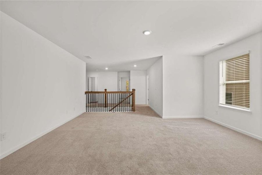 Spacious, unfurnished interior of a new home in Water Oak Estates, Lawrenceville (Image 38). Spacious, unfurnished interior of a new home in Water Oak Estates, Lawrenceville (Image 38).