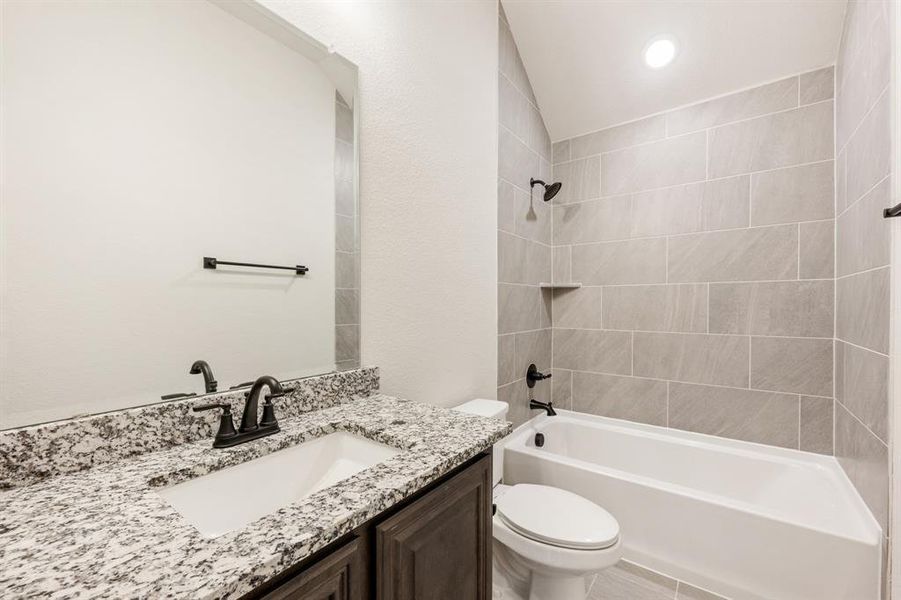 Furnished interior view inside a new home in Mockingbird Hills 60-65, Joshua (Image 11). Furnished interior view inside a new home in Mockingbird Hills 60-65, Joshua (Image 11).