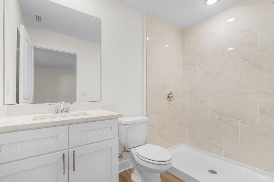 Representative furnished interior of a home built from the The Paradise Cove by Sunlife Homes LLC in Cape Coral, Cape Coral (Image 13).