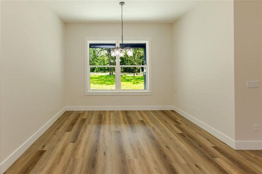 Spacious, unfurnished interior of a new home in , Weeki Wachee (Image 68).
