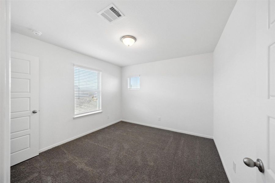 Spacious, unfurnished interior of a new home in Rollingbrook Estates, Baytown (Image 23). Spacious, unfurnished interior of a new home in Rollingbrook Estates, Baytown (Image 23).