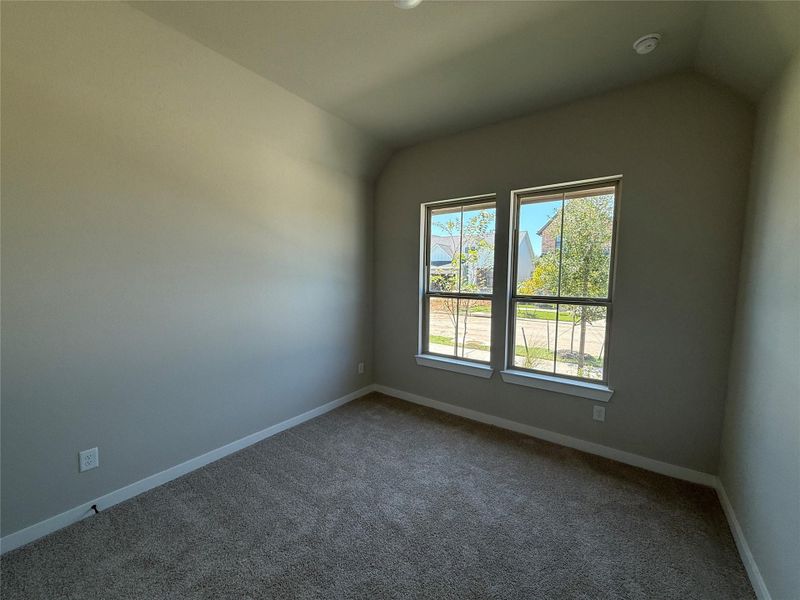 Spacious, unfurnished interior of a new home in Austin Point, Richmond (Image 7).