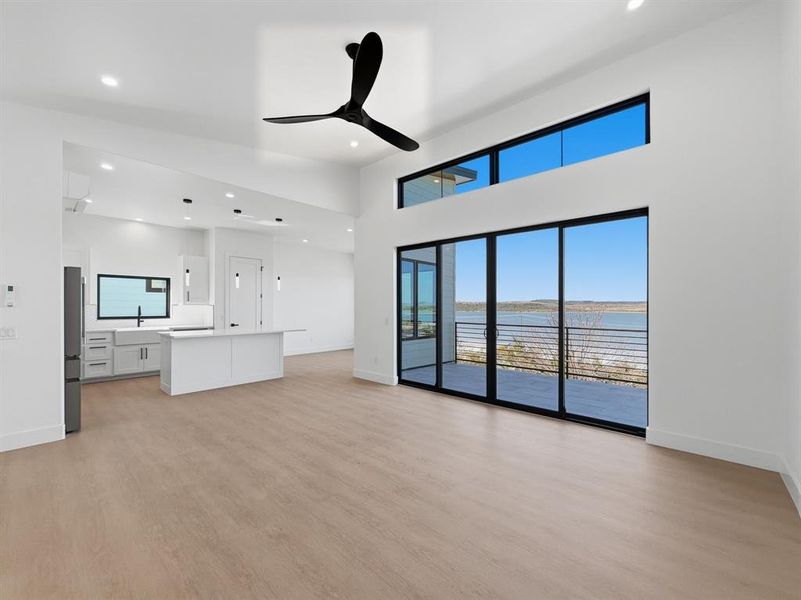 Spacious, unfurnished interior of a new home in , Graford (Image 15).