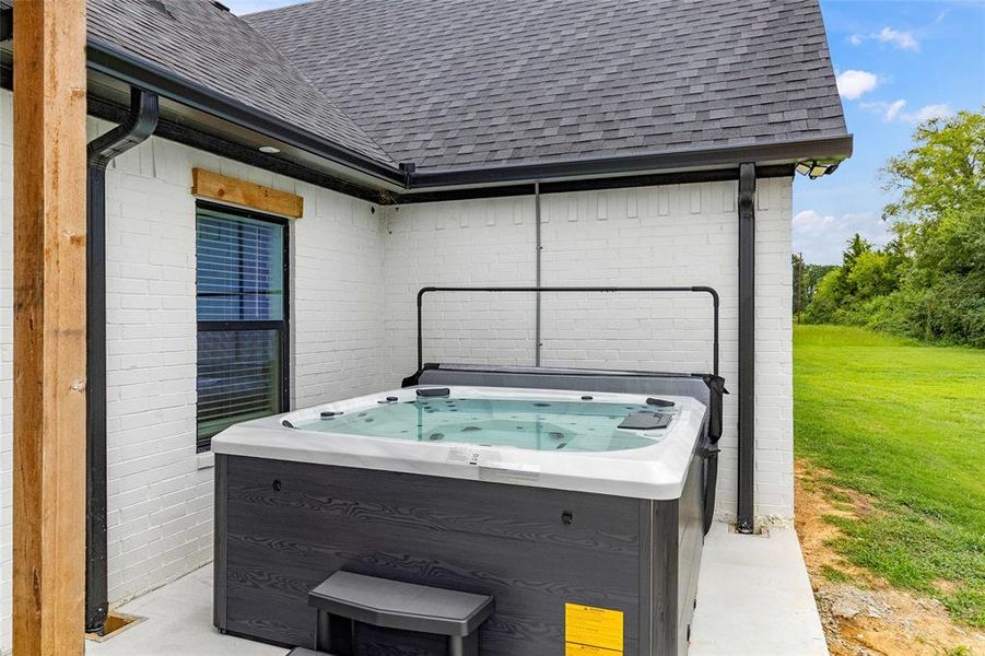 Exterior details and patio area of a home in , Mount Pleasant (Image 25).