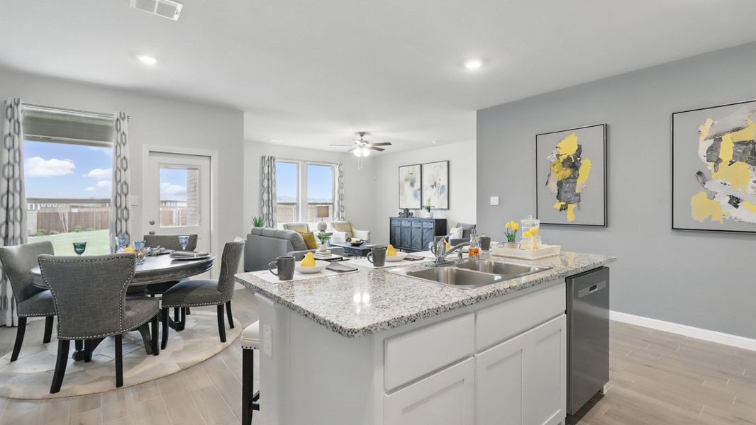 Furnished interior view inside a new home in Saratoga, Granbury (Image 8). Furnished interior view inside a new home in Saratoga, Granbury (Image 8).