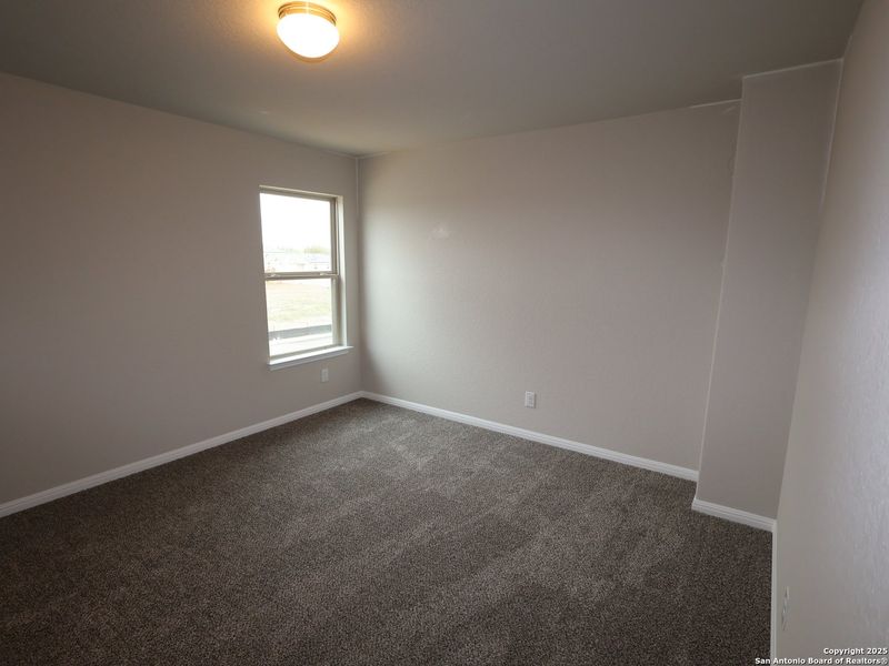 Spacious, unfurnished interior of a new home in Cinco Lakes, San Antonio (Image 26). Spacious, unfurnished interior of a new home in Cinco Lakes, San Antonio (Image 26).