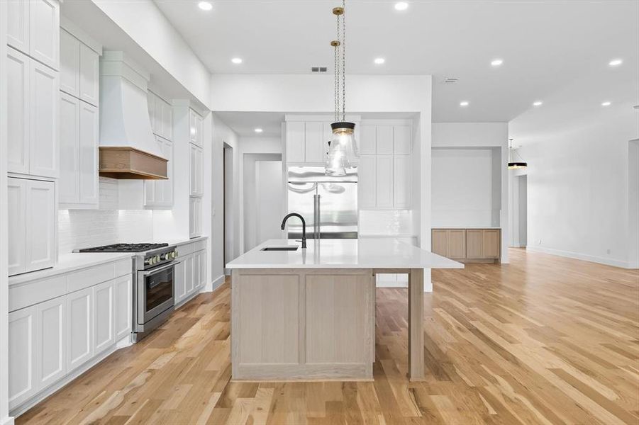 Furnished interior view inside a new home in , Celina (Image 6).