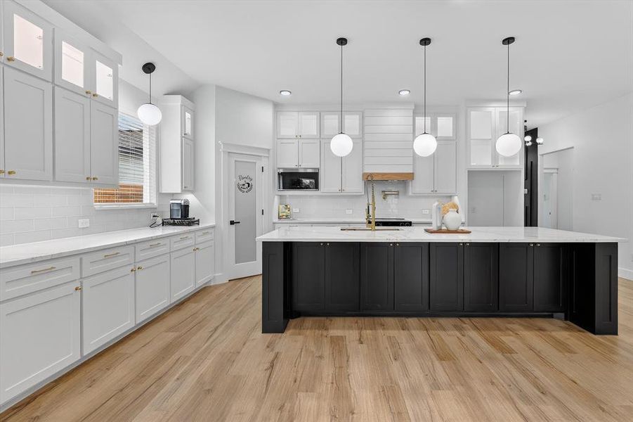 Furnished interior view inside a new home in , Haltom City (Image 12).