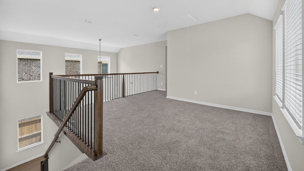 Spacious, unfurnished interior of a new home in Lilybrooke at Legacy Hills, Celina (Image 7).