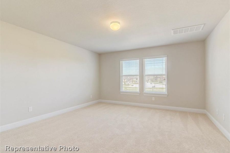 Representative unfurnished interior of a home built from the Harvest Ridge 1782 by Brohn Homes in Harvest Ridge, Elgin (Image 10).
