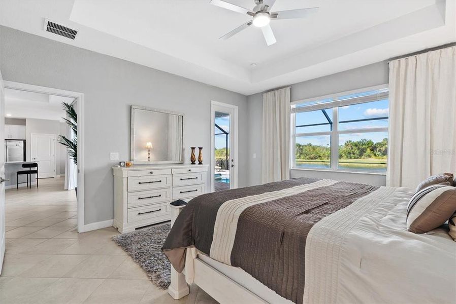 Furnished interior view inside a new home in , Englewood (Image 17).