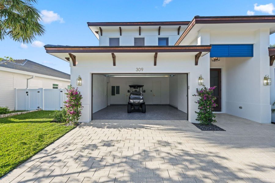 309 Claremont Lane - 4.jpg-SMALL 309 Claremont Lane - 4.jpg-SMALL