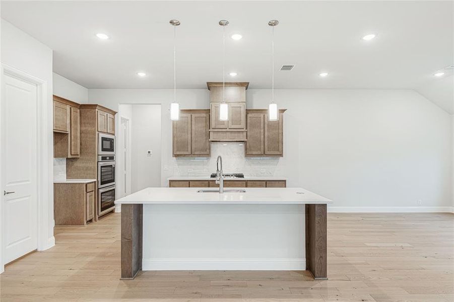 Furnished interior view inside a new home in Somerset Classic 70s & 80s, Mansfield (Image 6). Furnished interior view inside a new home in Somerset Classic 70s & 80s, Mansfield (Image 6).