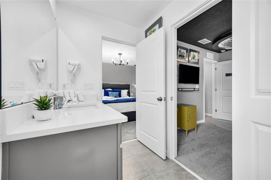 Furnished interior view inside a new home in , Kissimmee (Image 24).