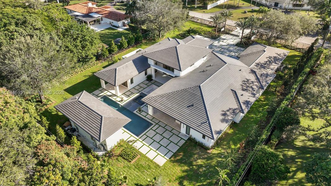 Image 84 of a home in .