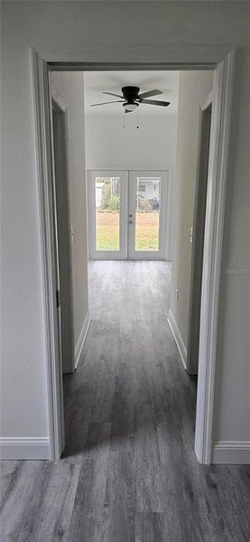 Spacious, unfurnished interior of a new home in , Sebring (Image 22).