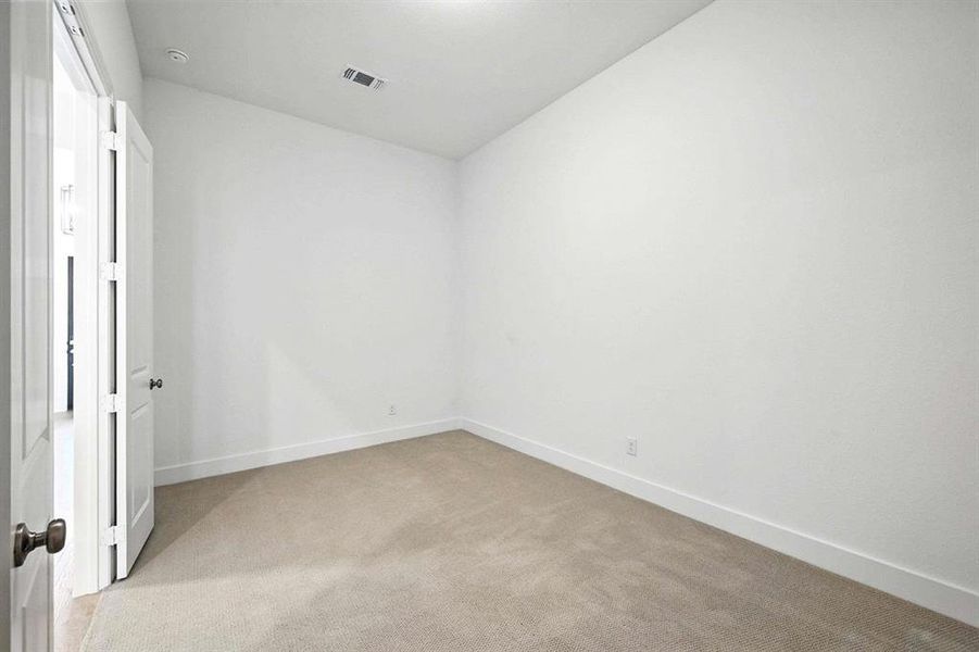 Spacious, unfurnished interior of a new home in Thompson Farms: 60ft. lots, Van Alstyne (Image 27). Spacious, unfurnished interior of a new home in Thompson Farms: 60ft. lots, Van Alstyne (Image 27).