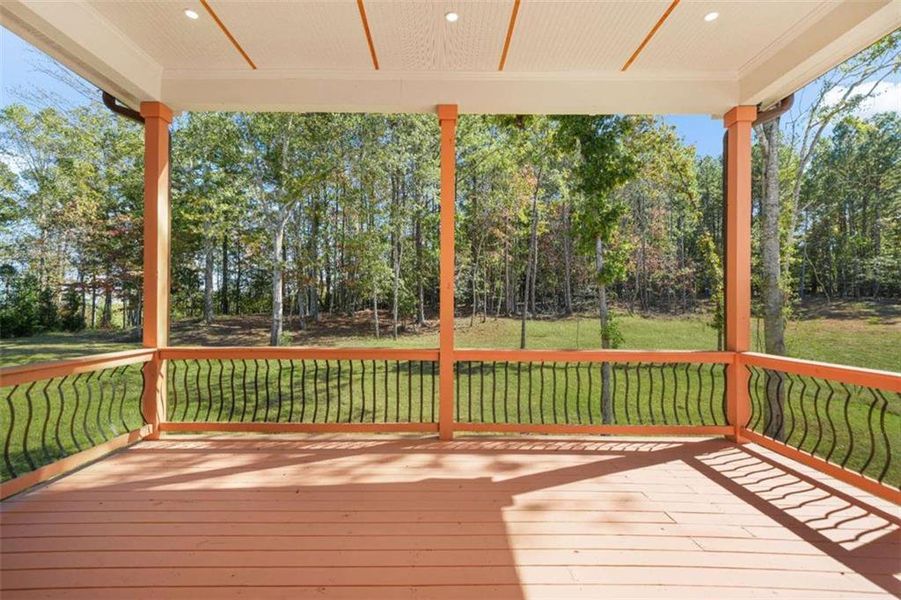 Exterior details and patio area of a home in , Lawrenceville (Image 3).