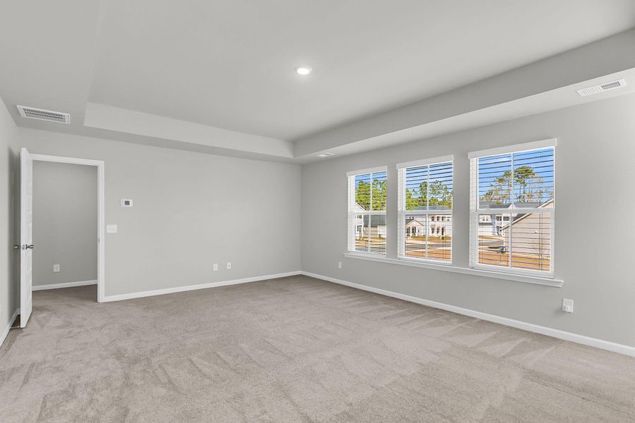 Spacious, unfurnished interior of a new home in Limehouse Village: Arbor Series, Summerville (Image 47).