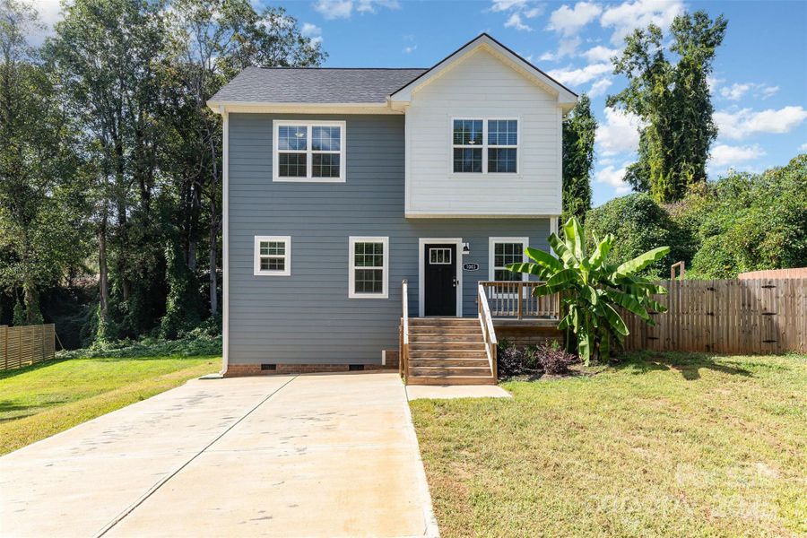 Image 21 of a home in .