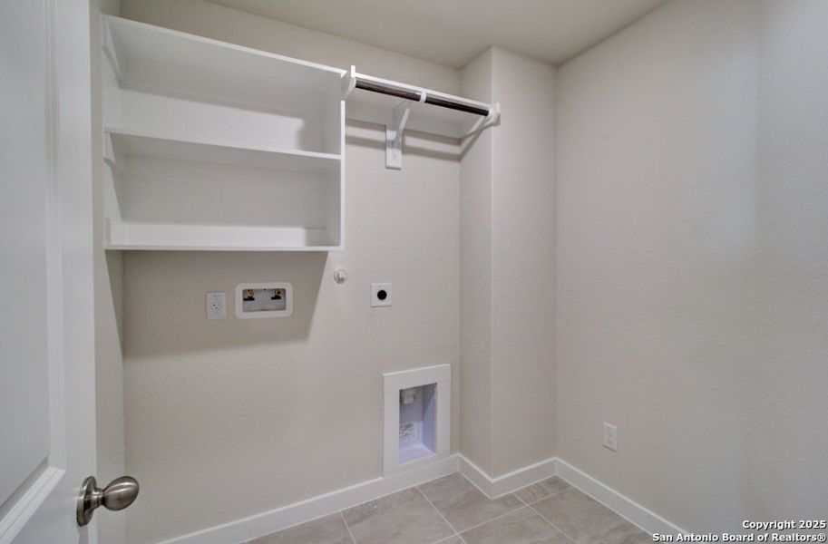 Spacious, unfurnished interior of a new home in Westridge - Premier, San Antonio (Image 11). Spacious, unfurnished interior of a new home in Westridge - Premier, San Antonio (Image 11).