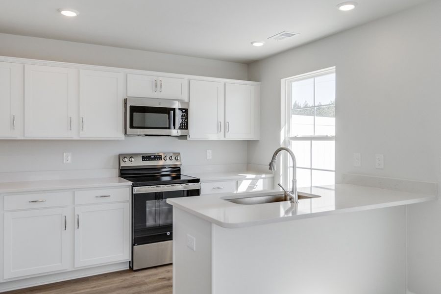 Furnished interior view inside a new home in Haynes Park, Columbia (Image 7).
