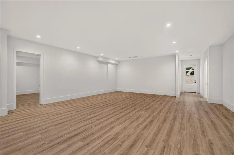 Spacious, unfurnished interior of a new home in , Atlanta (Image 49). Spacious, unfurnished interior of a new home in , Atlanta (Image 49).