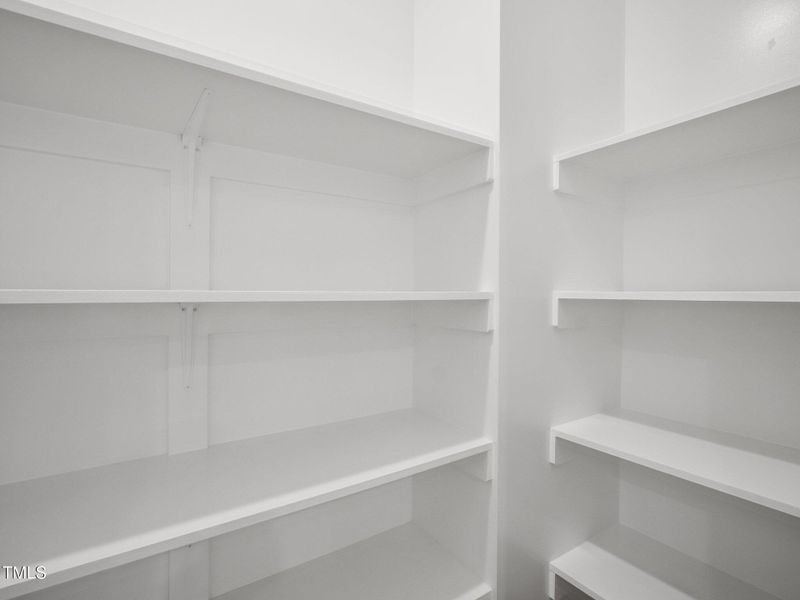 36-web-or-mls-Big Bradley Dr-L1209-034