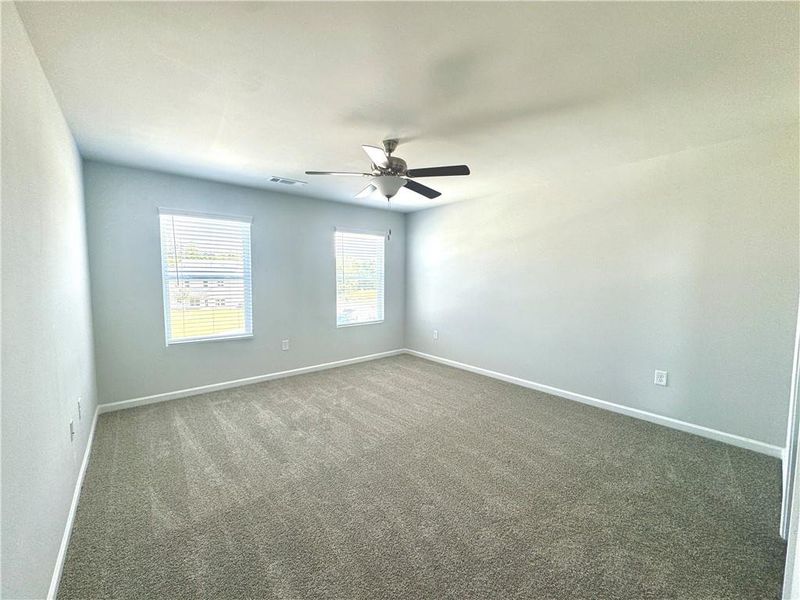 Spacious, unfurnished interior of a new home in , Covington (Image 5).