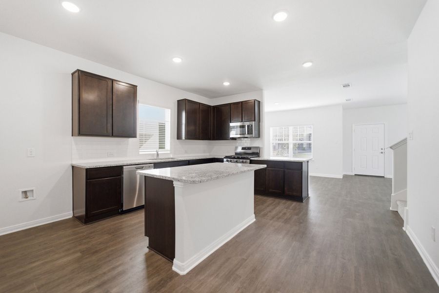 Furnished interior view inside a new home in La Terra, Celina (Image 39).