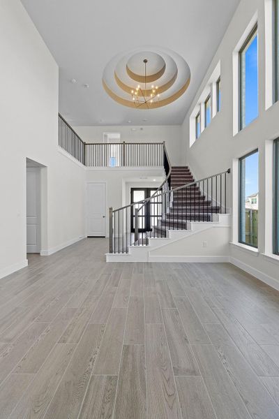 Spacious, unfurnished interior of a new home in Parmer Ranch, Georgetown (Image 27).