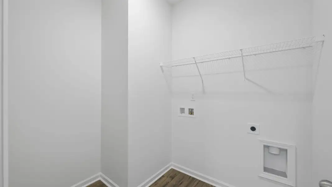 Spacious, unfurnished interior of a new home in Catlett Cove, Knoxville (Image 27). Spacious, unfurnished interior of a new home in Catlett Cove, Knoxville (Image 27).