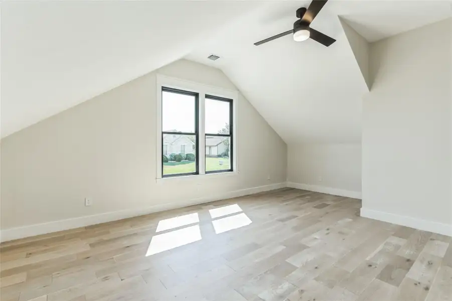 Spacious, unfurnished interior of a new home in , Horseshoe Bay (Image 10). Spacious, unfurnished interior of a new home in , Horseshoe Bay (Image 10).