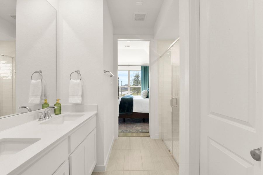 Furnished interior view inside a new home in Riceland: 42ft. lots, Mont Belvieu (Image 12).