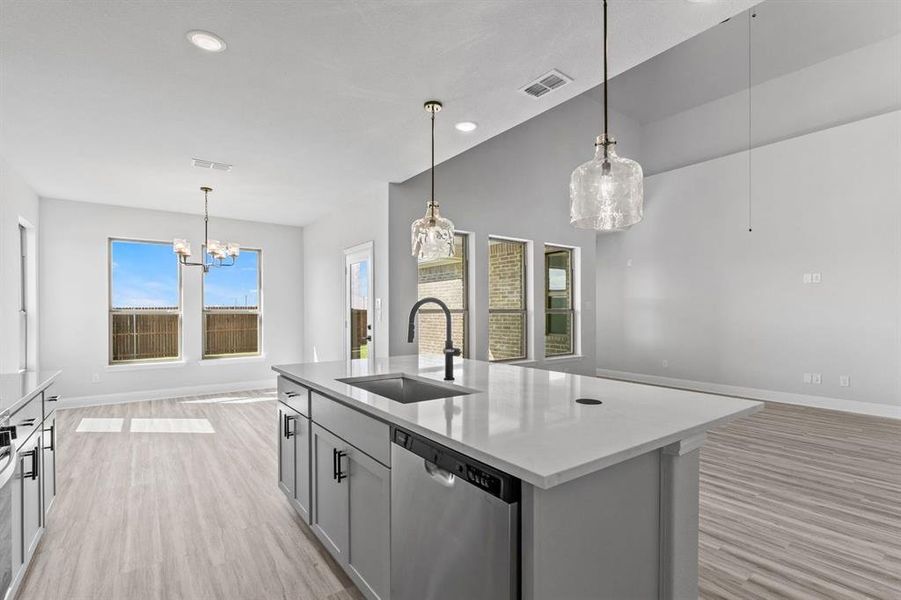 DAL_Meadow Vista_Kendall_1701 Willowhurst Lane (11) DAL_Meadow Vista_Kendall_1701 Willowhurst Lane (11)