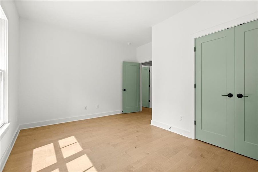 Spacious, unfurnished interior of a new home in , Atlanta (Image 21).
