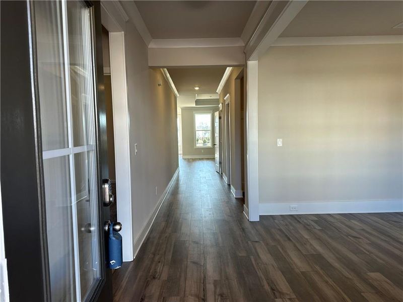 Spacious, unfurnished interior of a new home in Rosewood Lake Preserve, Hoschton (Image 25).