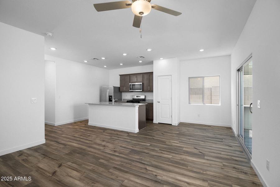 Southwest_Ash_A_R_008 Southwest_Ash_A_R_008