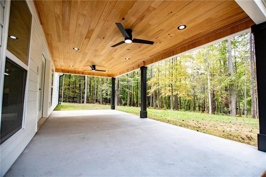 Image 89 of a home in .